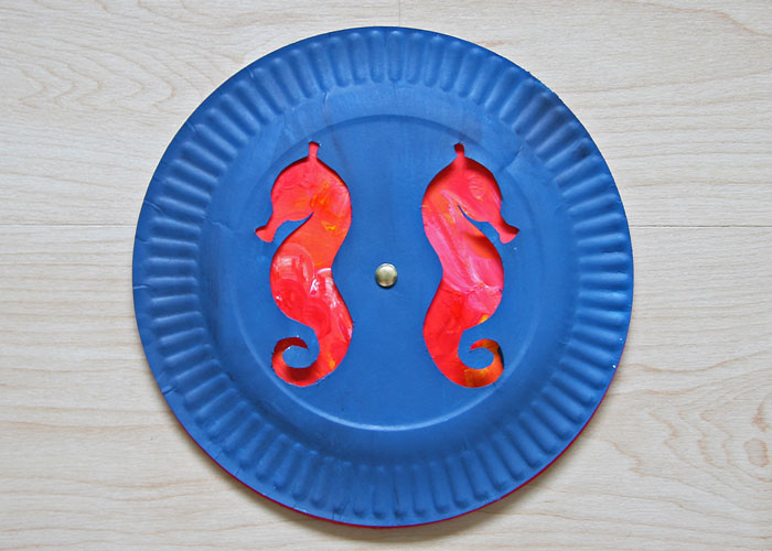 photo of the finished seahorse paper plate craft for kids