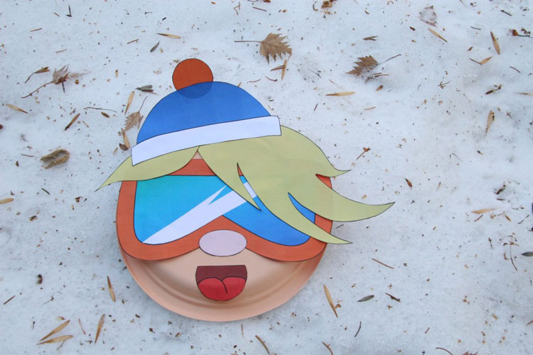 Skiing and Snowboarding: Paper Plate Snowboarder