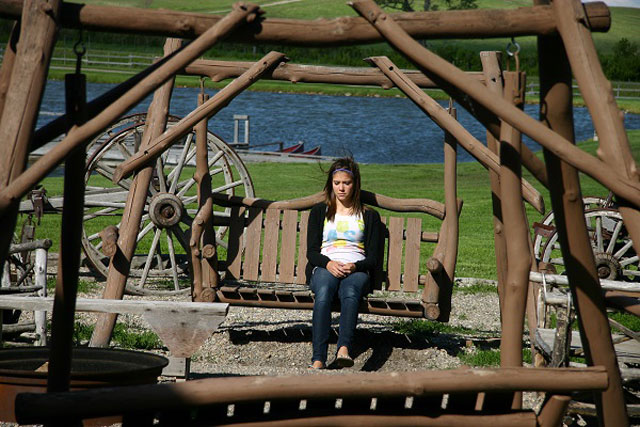 Extroverts and Introverts: Tasha on a swing