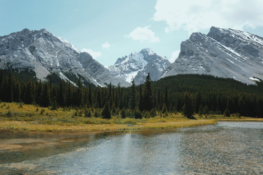 Elbow Lake in Kananaskis Country