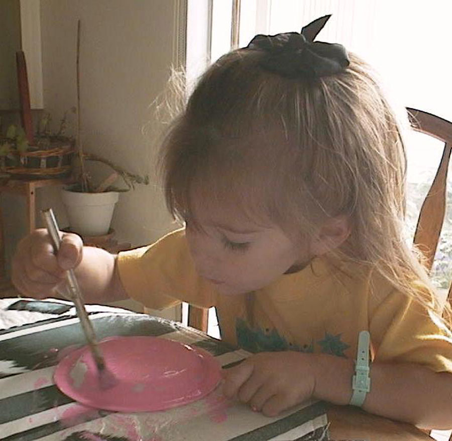 Painting a paper plate