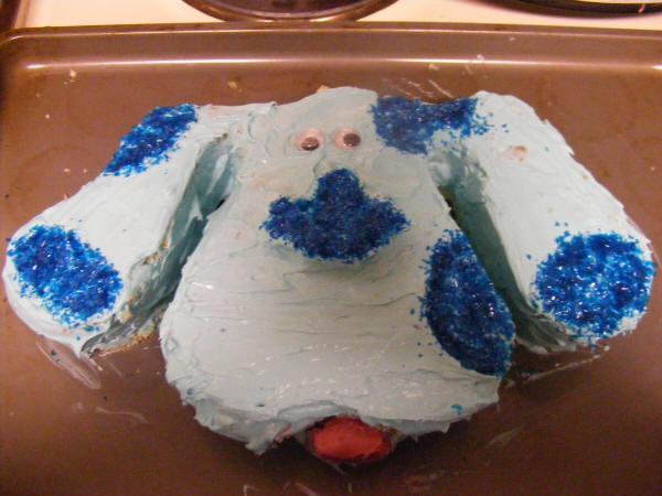 Blue's Clues Cake by Tiffany